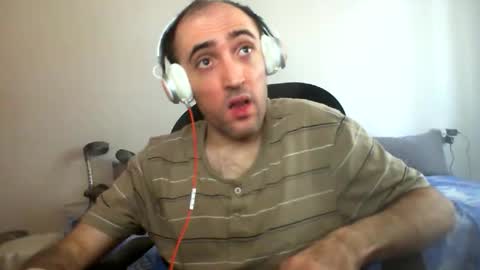 bentish online show from 09-19-25, 07:32