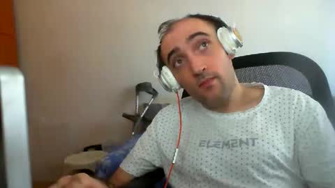 bentish online show from 09-27-25, 08:52