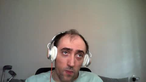 bentish online show from 06-15-26, 07:54