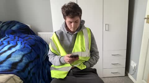 READ MY BIO ---  --- READ MY BIO online show from 03-10-25, 02:37