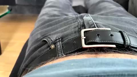 benz10001 online show from 03-08-26, 04:00