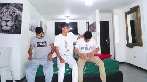 benz boys online show from 10-03-25, 12:02