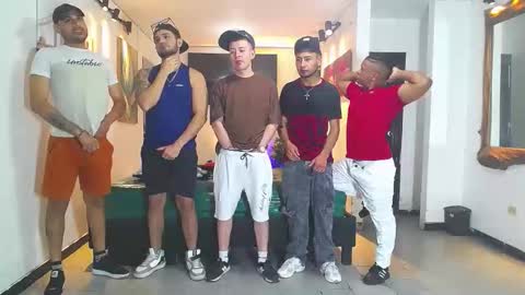 benz boys online show from 12-21-25, 01:07