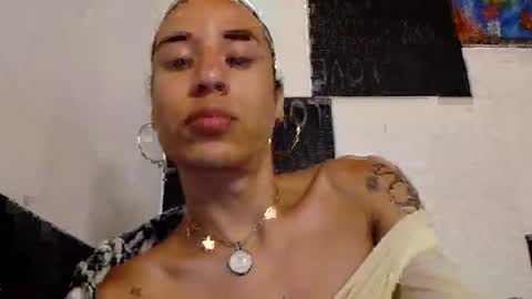 Snapshot of berenice_i chatting on 04-24-26, 10:01 berenice_i online show from 04-24-26, 10:01