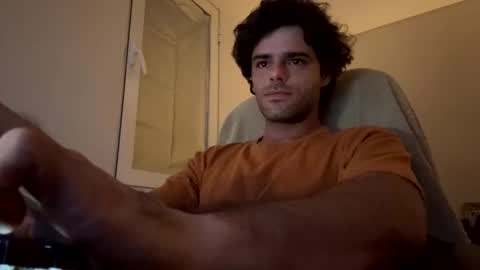 Snapshot of berltex chatting on 10-31-25, 02:23 Berltex online show from 10-31-25, 02:23