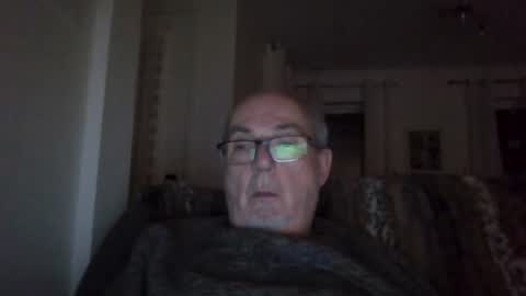 bernard1102 online show from 12-16-24, 02:25