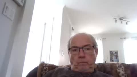 bernard1102 online show from 01-08-25, 06:20