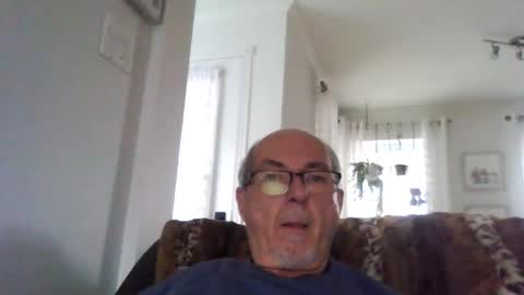 bernard1102 online show from 10-20-25, 06:08