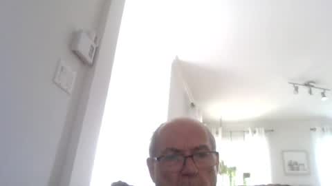 Snapshot of bernard1102 chatting on 07-03-26, 04:13 bernard1102 online show from 07-03-26, 04:13