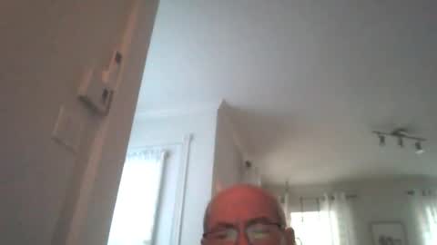 Snapshot of bernard1102 chatting on 07-26-26, 11:55 bernard1102 online show from 07-26-26, 11:55