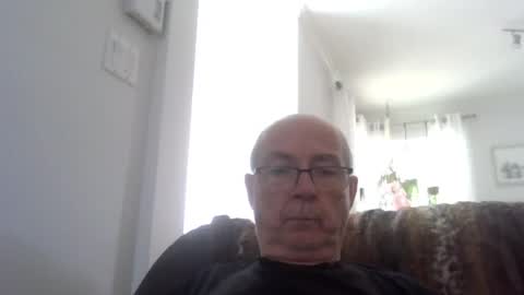Snapshot of bernard1102 chatting on 07-27-26, 03:19 bernard1102 online show from 07-27-26, 03:19