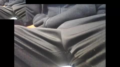 Snapshot of bernardo1968 chatting on 02-21-25, 08:05 bernardo1968 online show from 02-21-25, 08:05