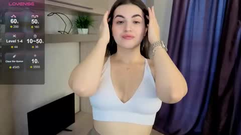 Maria online show from 10-17-25, 01:25