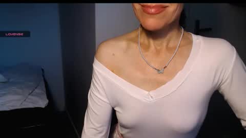 Snapshot of berry2024 chatting on 09-26-25, 05:33 berry2024 online show from 09-26-25, 05:33