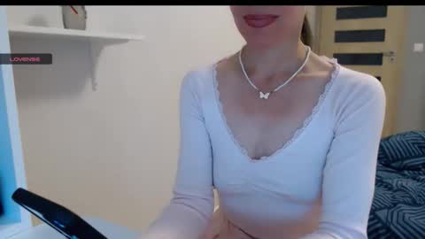 Snapshot of berry2024 chatting on 10-09-25, 06:11 berry2024 online show from 10-09-25, 06:11