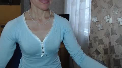 Snapshot of berry2024 chatting on 11-17-25, 09:04 berry2024 online show from 11-17-25, 09:04