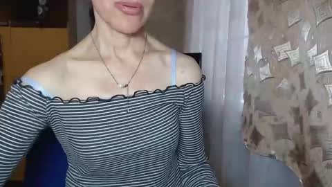 Snapshot of berry2024 chatting on 11-28-25, 08:06 berry2024 online show from 11-28-25, 08:06