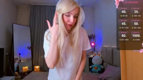 Katte online show from 10-15-25, 03:45