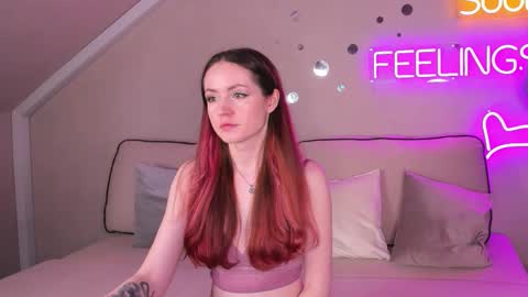 Snapshot of berta_kelly chatting on 10-30-25, 01:18 Berta online show from 10-30-25, 01:18