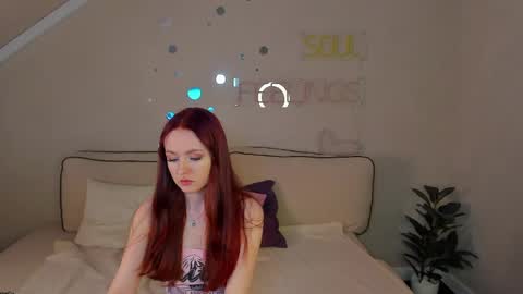 Snapshot of berta_kelly chatting on 04-21-26, 01:42 Berta online show from 04-21-26, 01:42