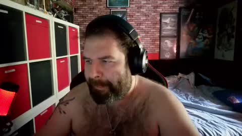 bertirally15 online show from 04-06-26, 03:24