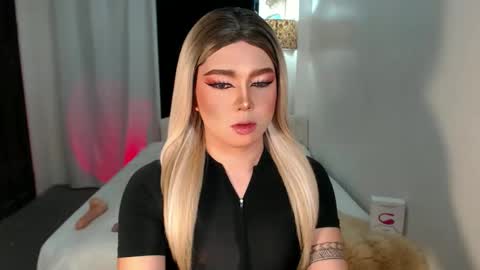 Snapshot of bestgirljulia chatting on 12-01-25, 04:28 bestgirljulia online show from 12-01-25, 04:28