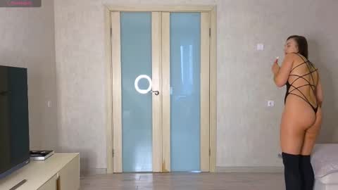 Snapshot of bestgirls2021 chatting on 02-17-25, 02:09 Hellen and Natali online show from 02-17-25, 02:09