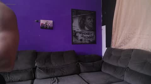 bestmuscle online show from 01-27-25, 05:15