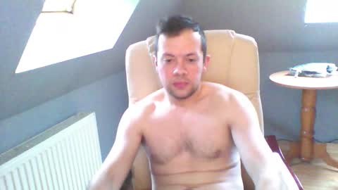 Snapshot of bestworld_ chatting on 11-29-25, 07:55 bestworld_ online show from 11-29-25, 07:55