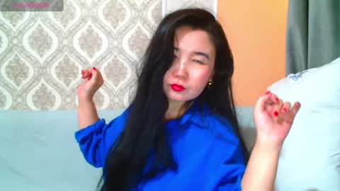 Snapshot of bet_lu chatting on 02-19-25, 07:50 Bet Lu online show from 02-19-25, 07:50