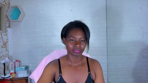 Betaby grey online show from 03-12-26, 11:33