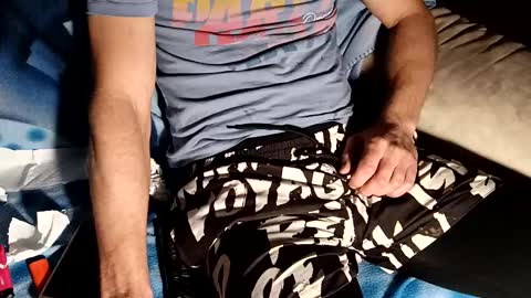 Snapshot of betelik7 chatting on 11-02-25, 04:04 betelik7 online show from 11-02-25, 04:04