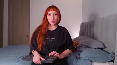 Snapshot of bethory chatting on 07-22-26, 11:51 Elizabeth online show from 07-22-26, 11:51
