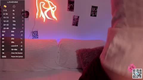 Snapshot of better_call_bett chatting on 11-15-25, 07:27 Bett online show from 11-15-25, 07:27