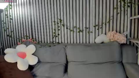 Betty online show from 06-25-26, 01:27