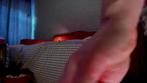 Kami online show from 04-24-26, 04:42