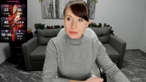 Snapshot of betty_jone chatting on 12-23-25, 06:55 Betty online show from 12-23-25, 06:55
