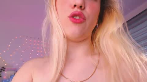 Snapshot of betty_murr chatting on 05-16-26, 10:36 betty_murr online show from 05-16-26, 10:36