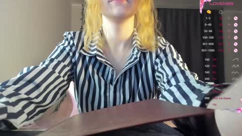 Dory make me happier online show from 12-13-24, 01:26