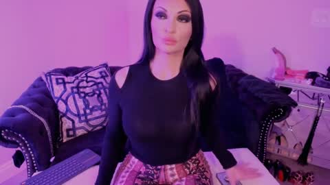 NatashaxoBangs online show from 02-16-25, 02:31