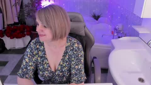 Betty online show from 04-10-26, 08:19