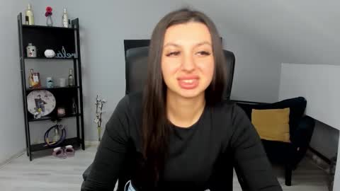 bettyjamess online show from 11-10-25, 04:55