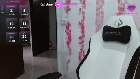 Snapshot of bety_cum3 chatting on 01-06-26, 01:04 bibiana online show from 01-06-26, 01:04