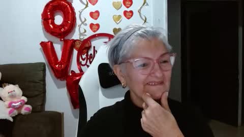 Snapshot of bety_cum3 chatting on 02-18-26, 11:17 bibiana online show from 02-18-26, 11:17