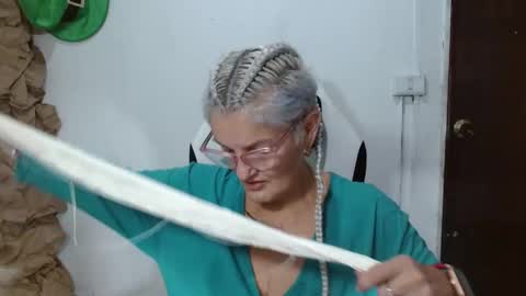 Snapshot of bety_cum3 chatting on 03-01-26, 12:56 bibiana online show from 03-01-26, 12:56