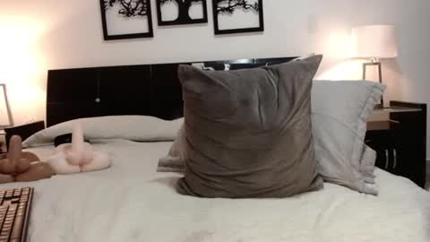 Catalina online show from 12-27-24, 10:37