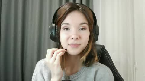 Snapshot of beulabejerano chatting on 04-18-26, 04:55 Ruby online show from 04-18-26, 04:55