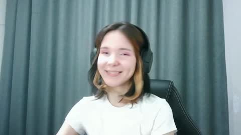 Snapshot of beulabejerano chatting on 04-25-26, 04:26 Ruby online show from 04-25-26, 04:26