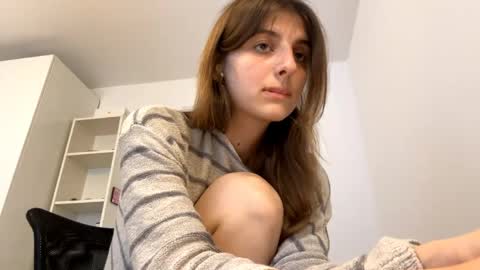 Lina online show from 05-28-26, 05:21