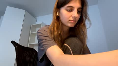 Lina online show from 06-02-26, 05:48